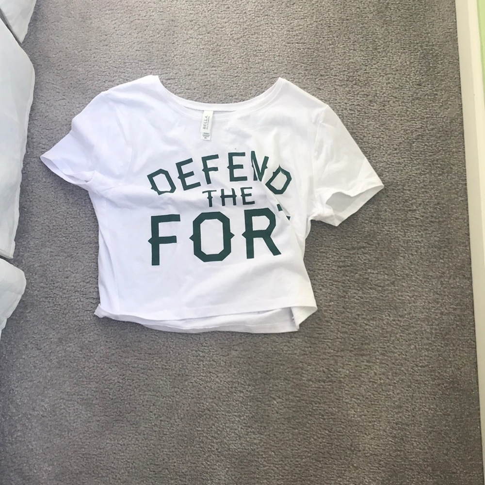 Defend the fort T-shirt crop top